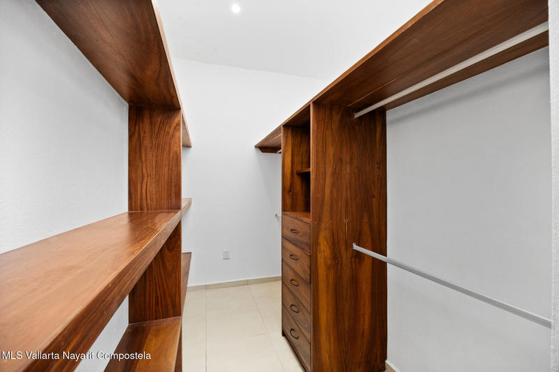 20250903222536922041000000 o