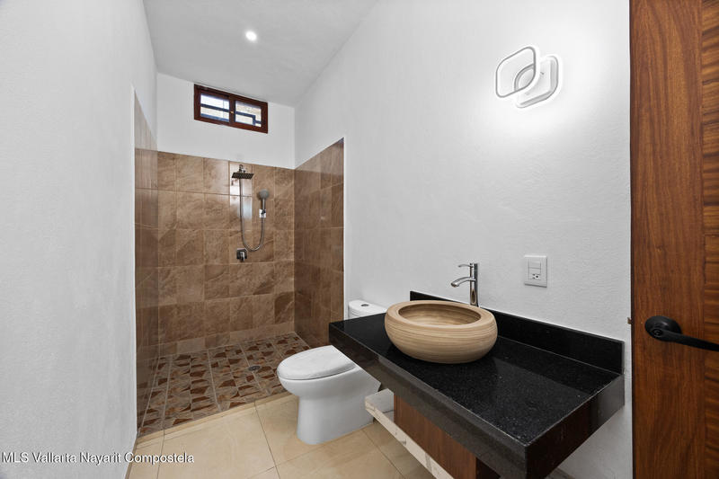 20250903222544135675000000 o