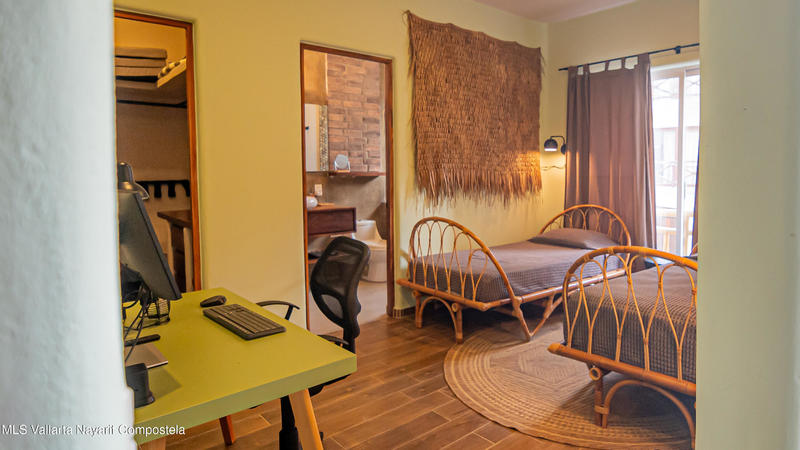 20250801183716764869000000 o