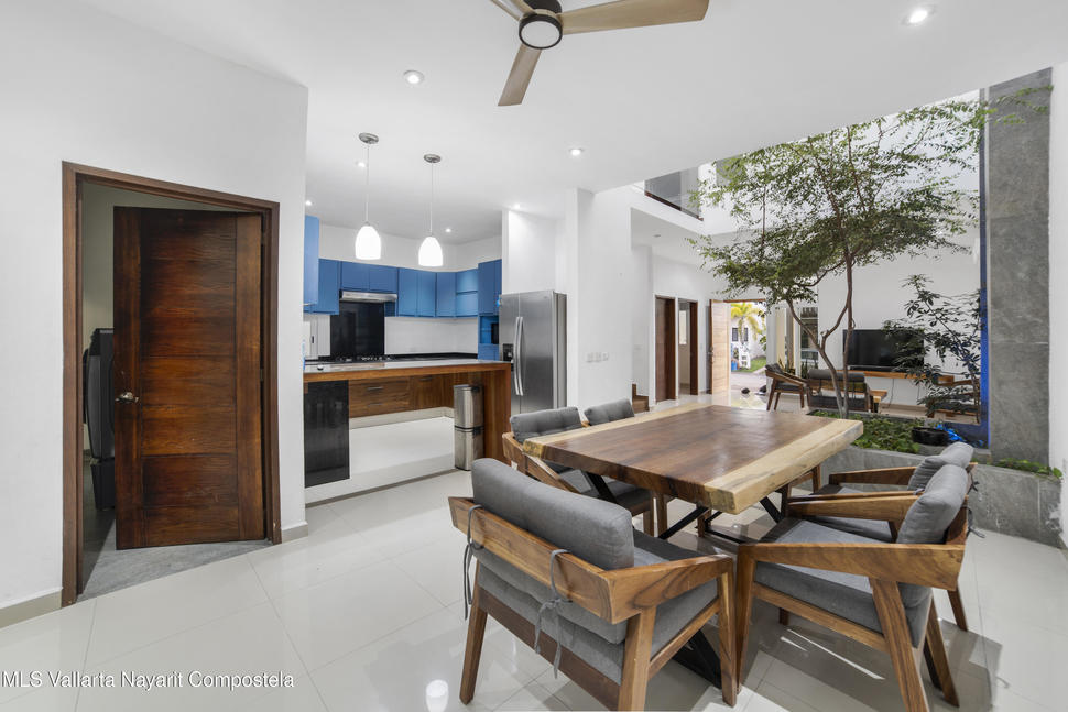 20251206025919737620000000 o