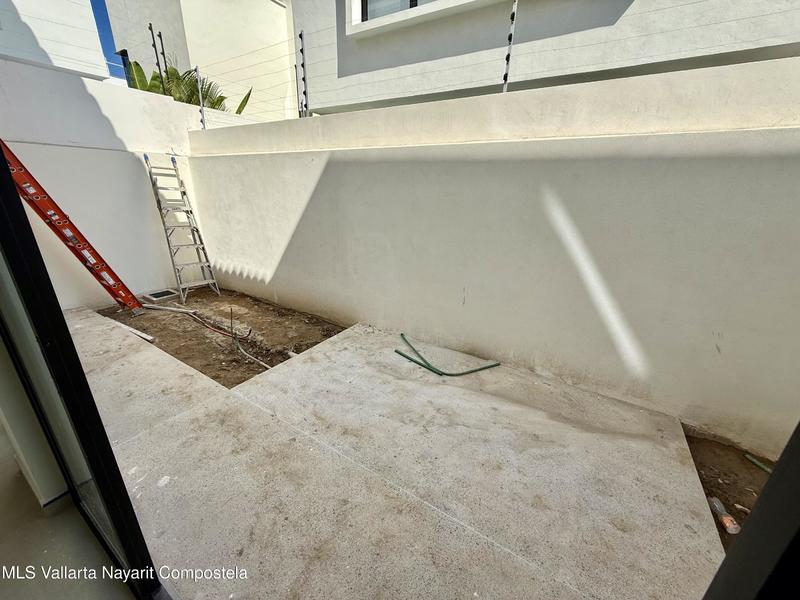 20251027190650940229000000 o