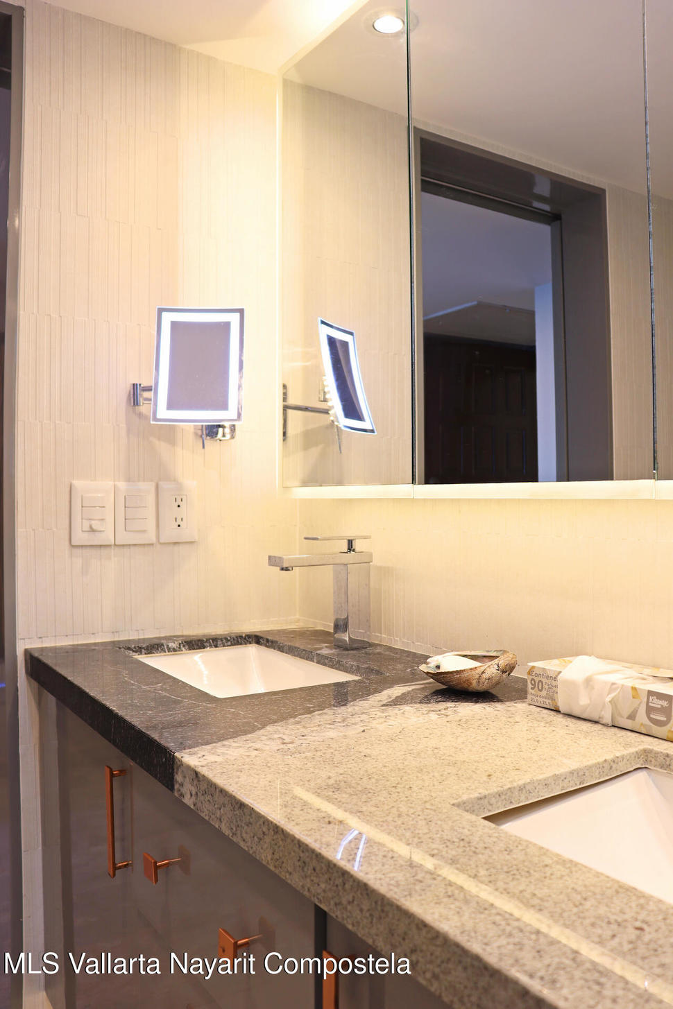 20251021215424427414000000 o