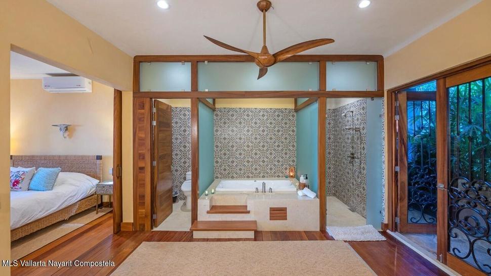 20251207195510530525000000 o