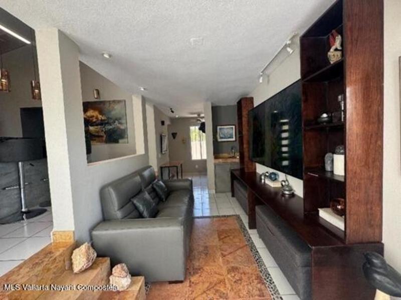 20251208232201272900000000 o