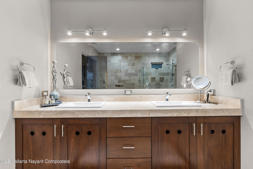 20260109170748018739000000 o