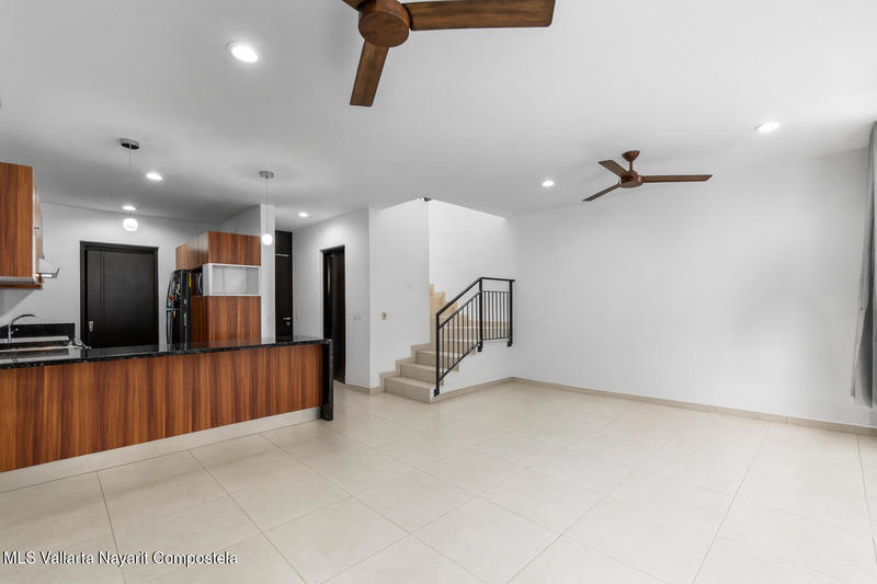 20250916010512854111000000 o