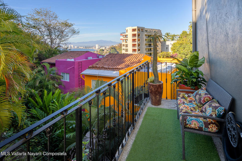 20260106223647456565000000 o