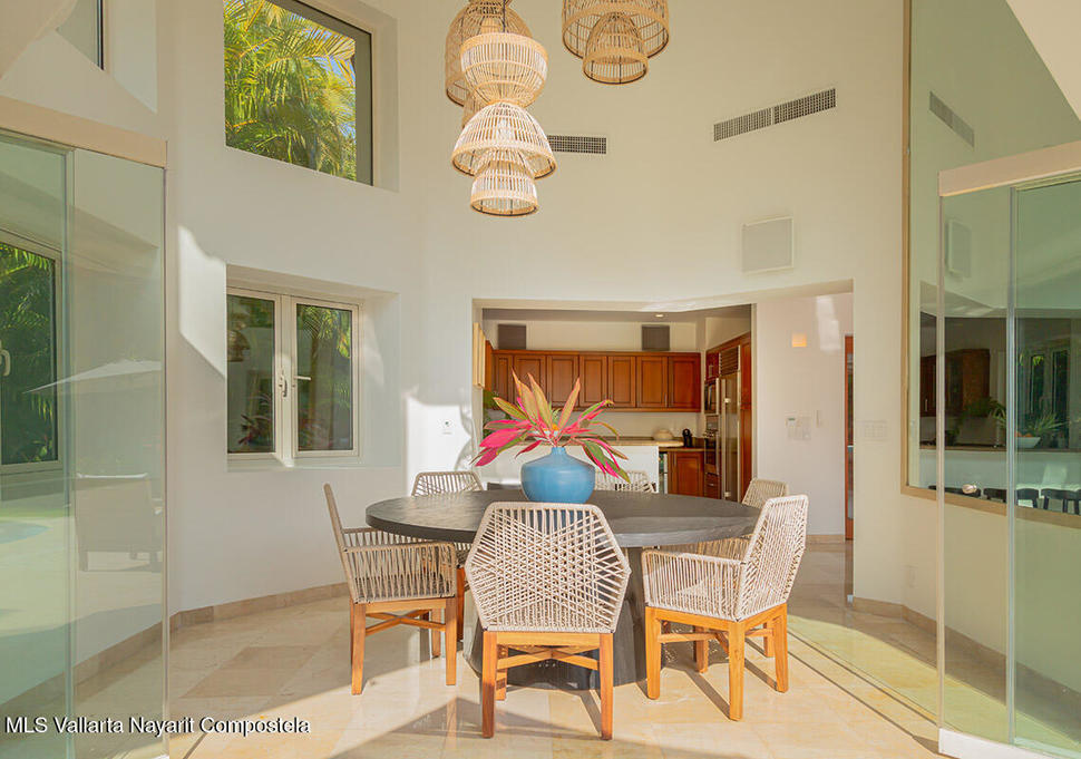 20251023224054594888000000 o