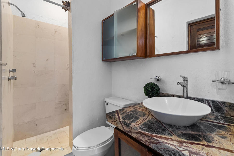 20251004002621227613000000 o