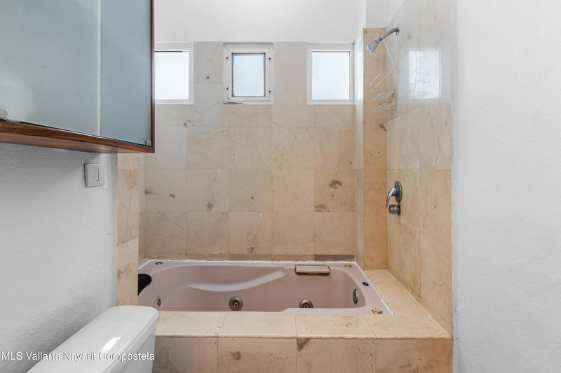 20251006175312531812000000 o