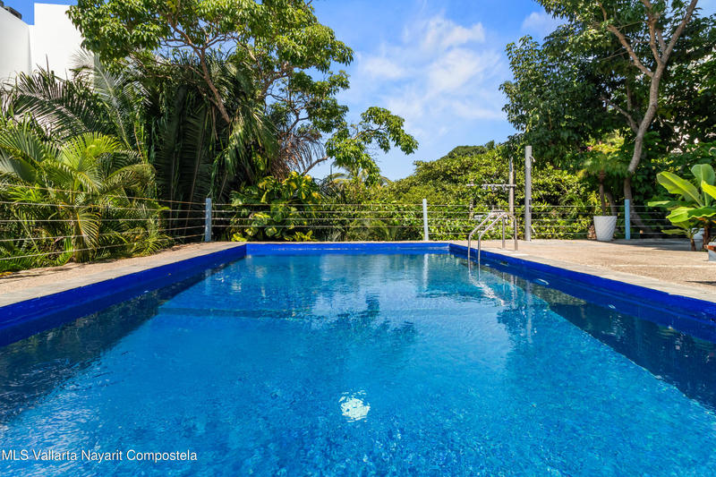 20251009215108284563000000 o