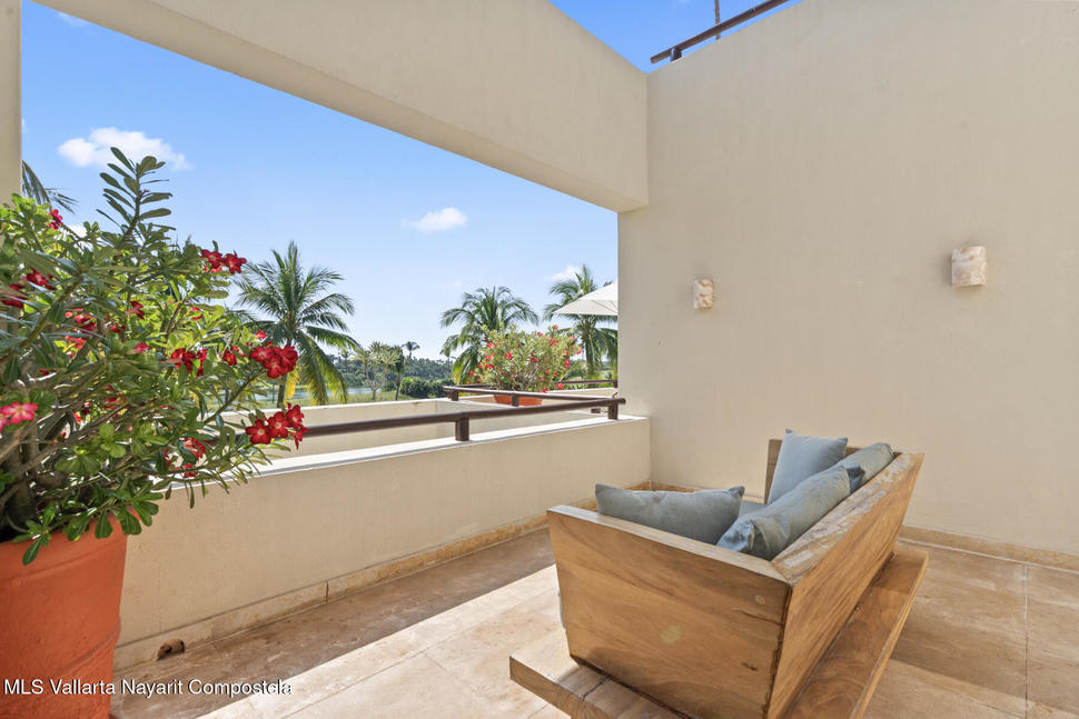 20251122004420848517000000 o