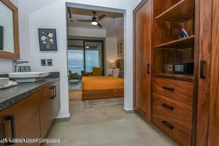 20251013181122117698000000 o