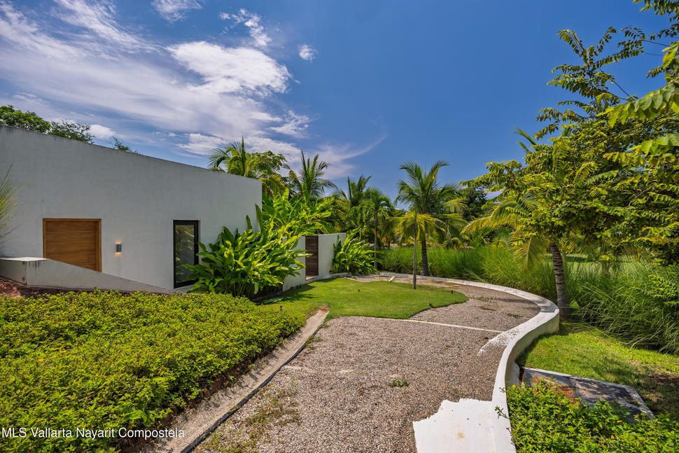 20250920021133369422000000 o