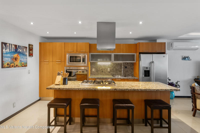 20250625193457213835000000 o