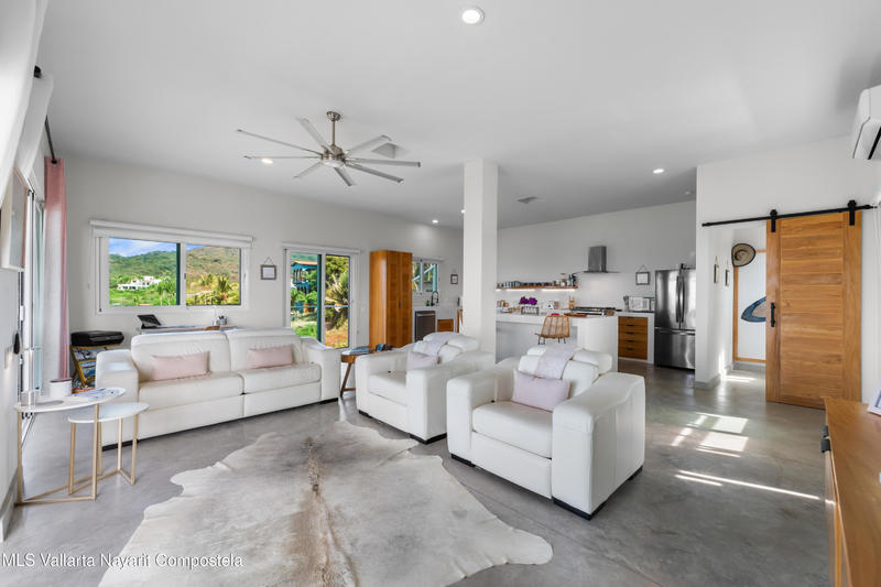 20251213012809907880000000 o