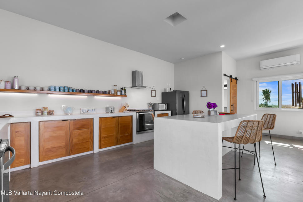 20251213012938108301000000 o