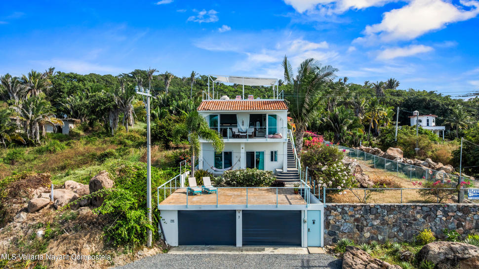 20251213032030508807000000 o