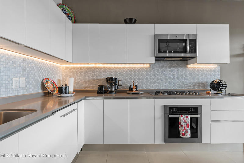 20251230200101718160000000 o