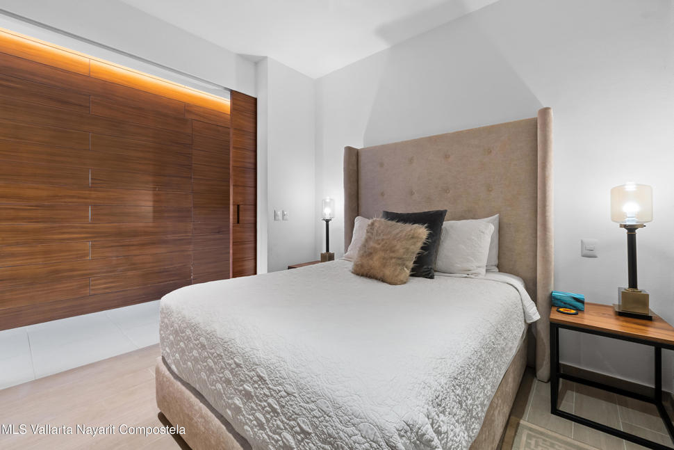 20251230200113970775000000 o