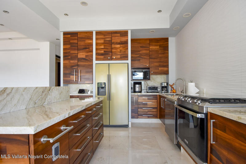 20250903230731753228000000 o