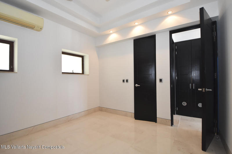 20250903230739169907000000 o