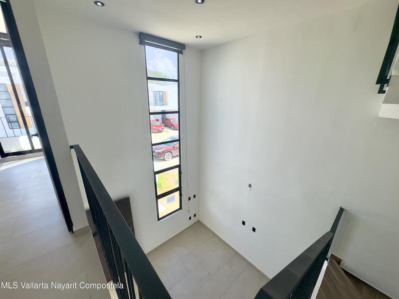 20250717235812086953000000 o