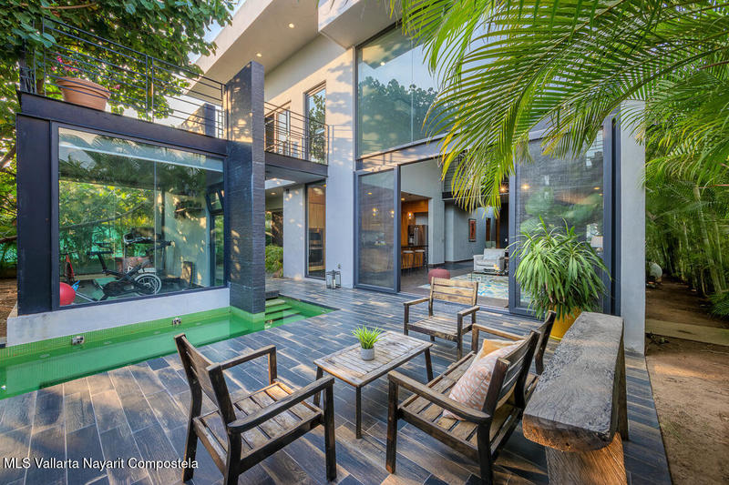 20251217214007936683000000 o