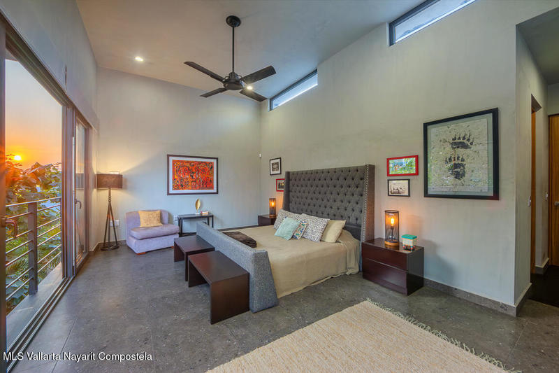 20251217214020155999000000 o