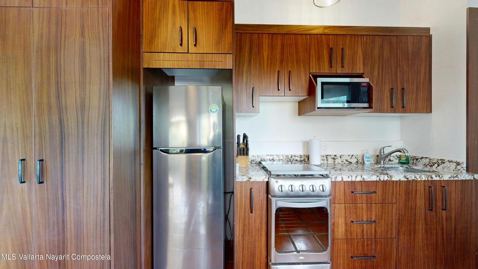 20251206001448416885000000 o