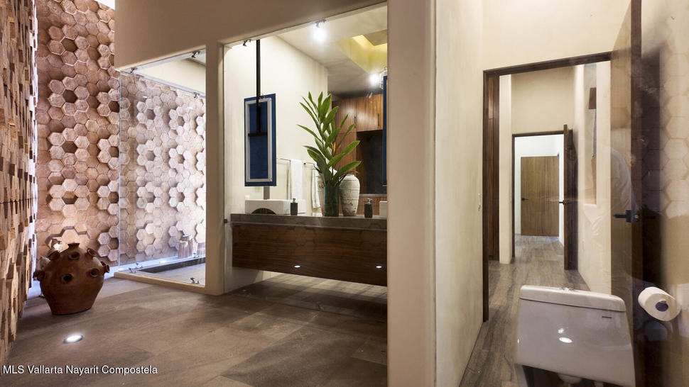 20250518183414139358000000 o