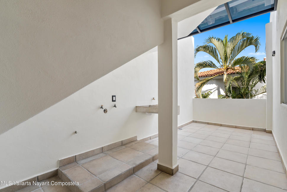 20260122180100598237000000 o