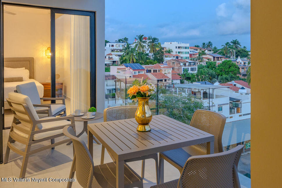 20251211181153109690000000 o