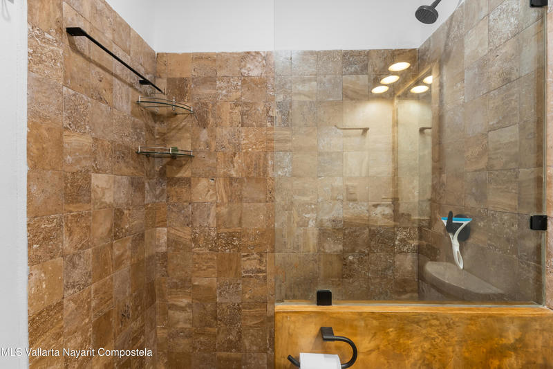 20251231205342875360000000 o