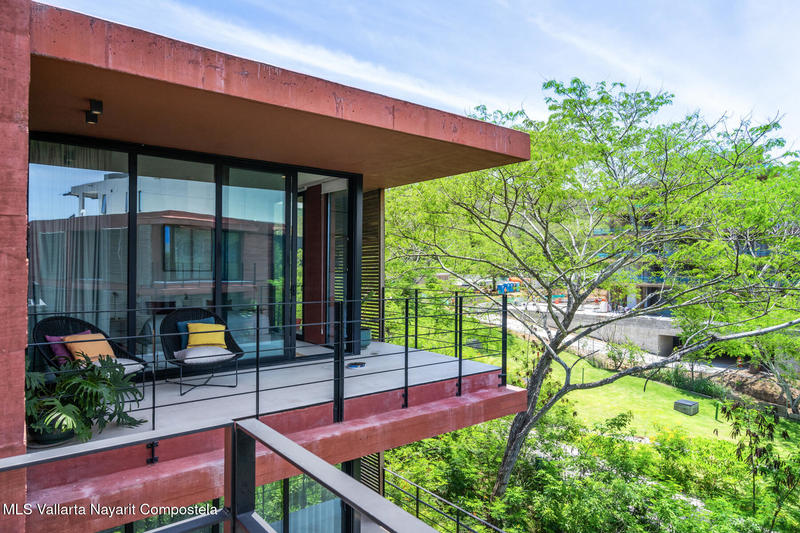 20250710204011024182000000 o