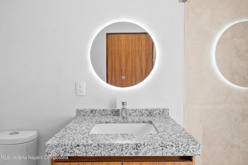 20251217204942020156000000 o