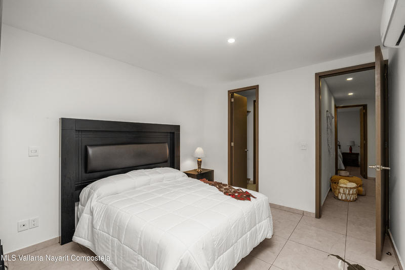 20251012023032637289000000 o