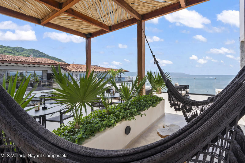 20250818225727404204000000 o