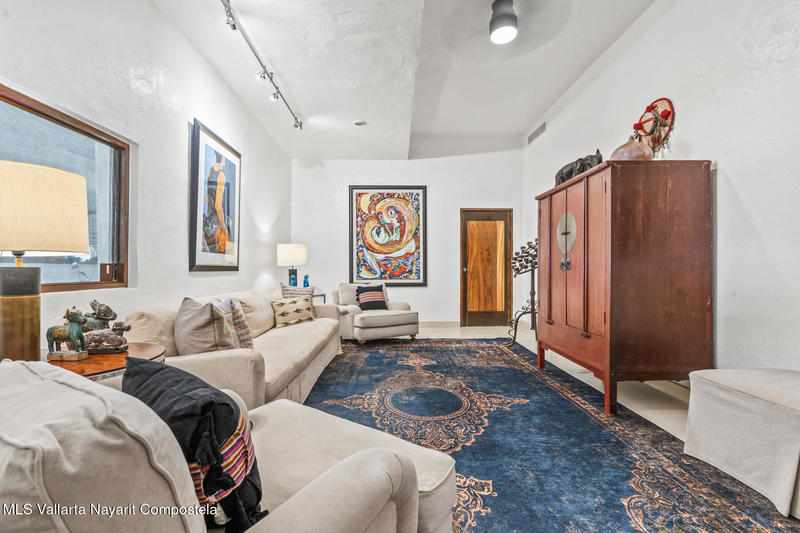 20250728165554908684000000 o