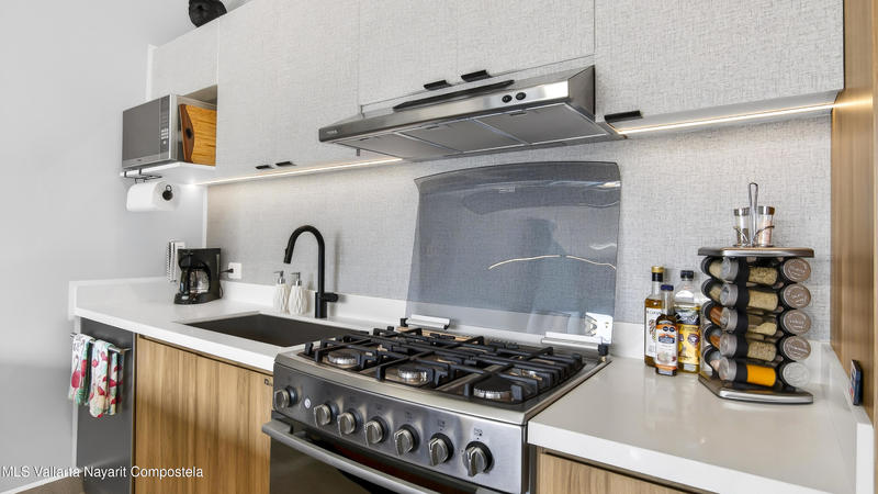 20251213164353265712000000 o