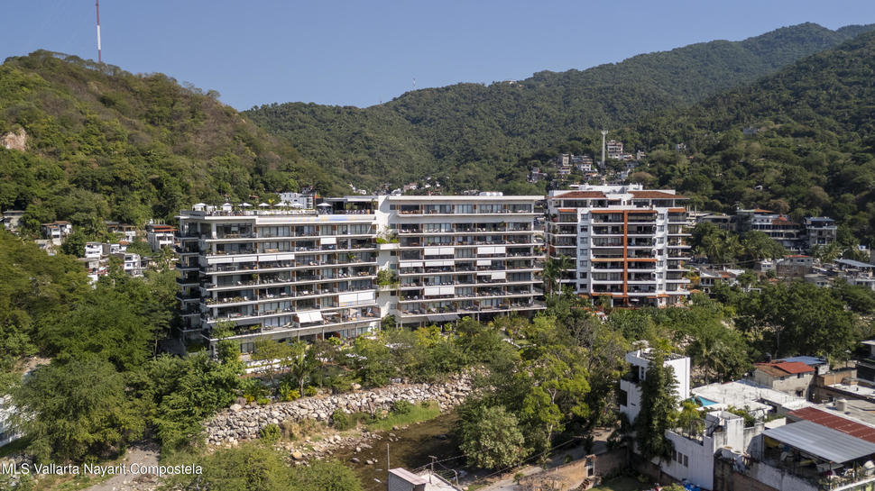 20251213164640223522000000 o