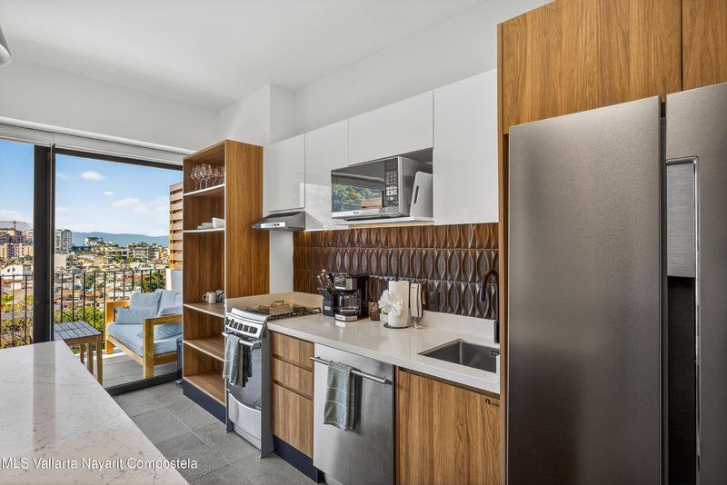 20251226203346315329000000 o