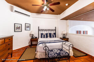 20251004181443185405000000 o