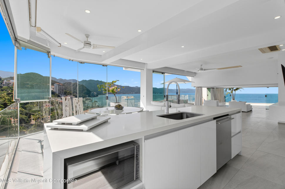 20251027061445024228000000 o