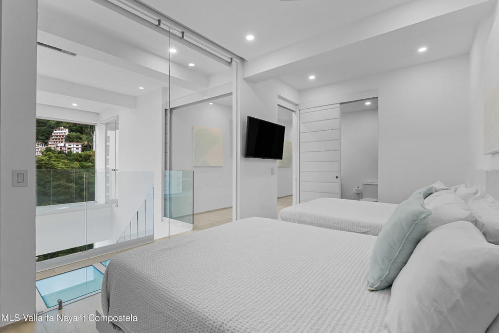 20251027062149328110000000 o