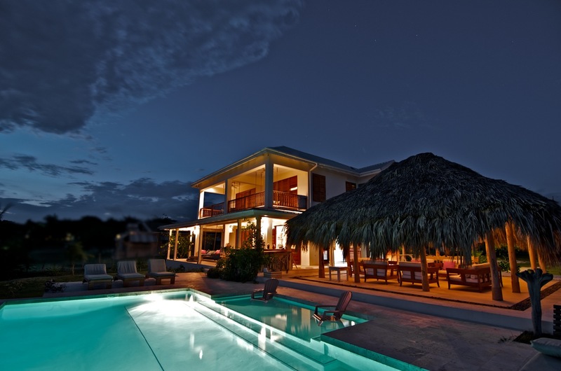 Out of the blue jamaica villas01