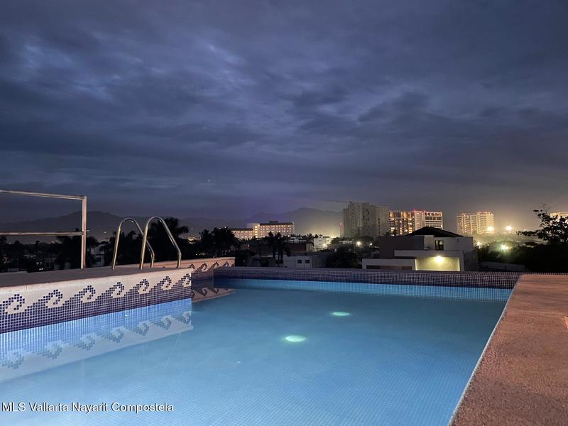 Pacifico Residencial 7-301