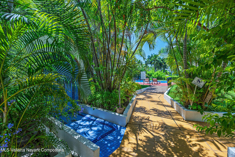 20250918190725587381000000 o