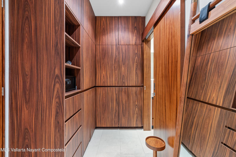 20250715010629470641000000 o