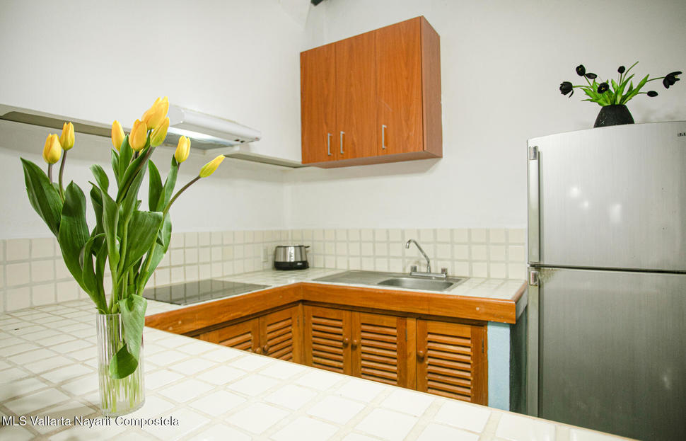 20251224202815812981000000 o